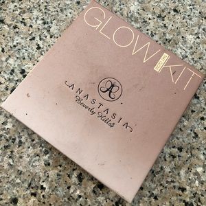 Anastasia Beverly Hills That Glow kit